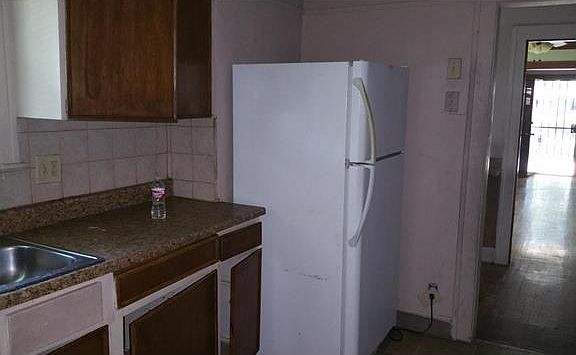 5th image of 4225 Benton Blvd