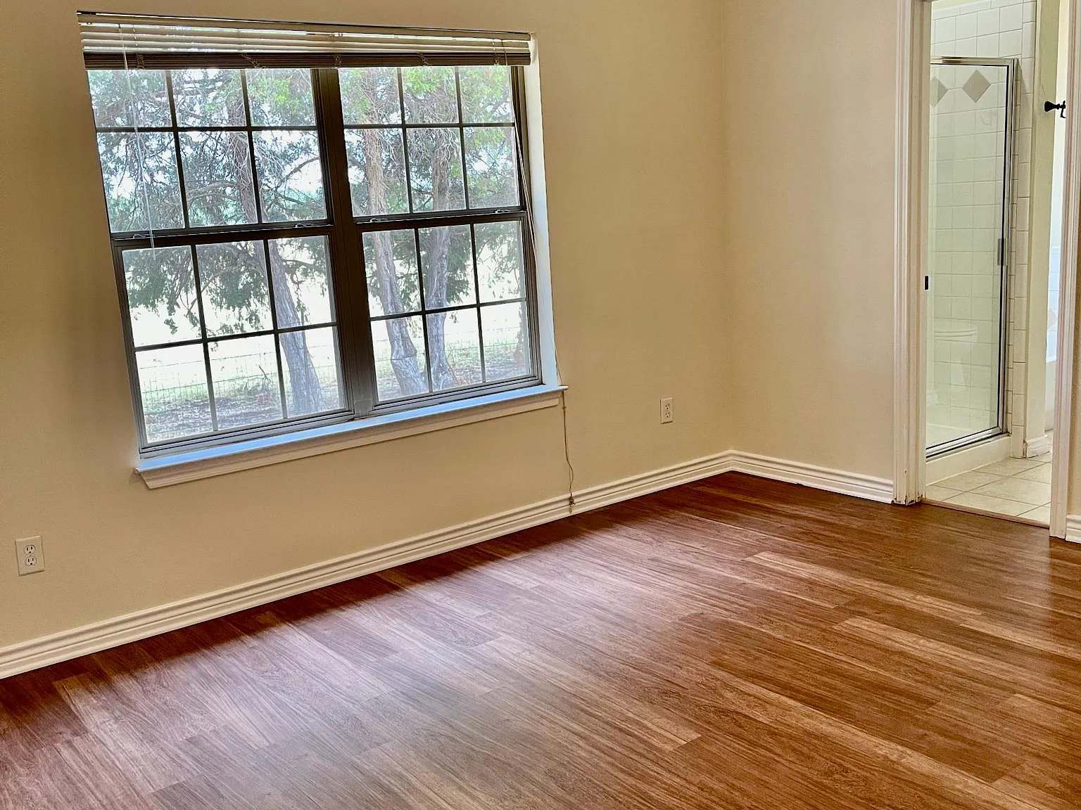 3 bed, 1424 sqft, $1,800 — Photo 4