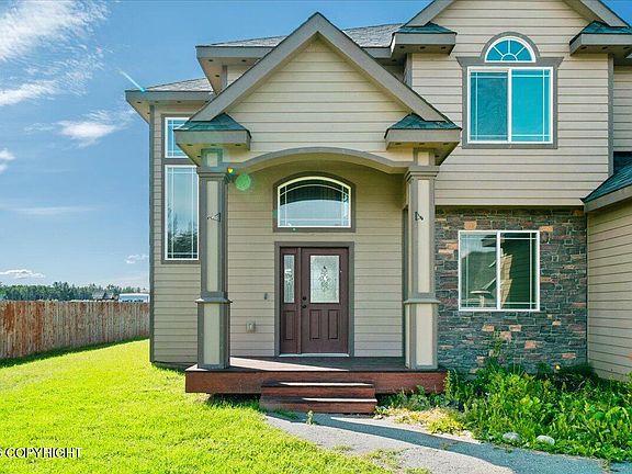 4th image of 2798 S Barnyard Cir