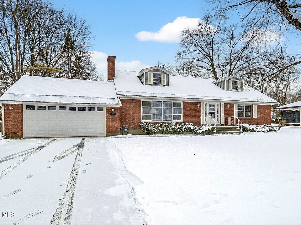 1st image of 18 Shady Lane
