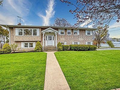 1st image of 20 Deepwater Ave #20