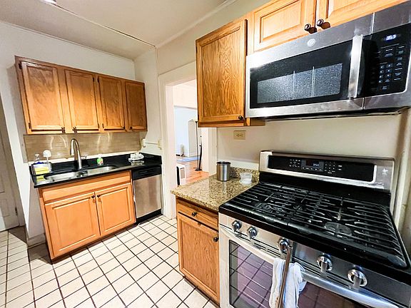 3rd image of 107 Cayuga Heights Rd #11123490