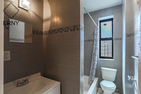 Rented by ERNY LLC | media 28