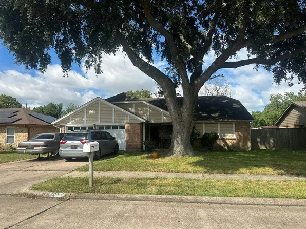 1405 Brookhollow Dr, Deer Park, TX 77536