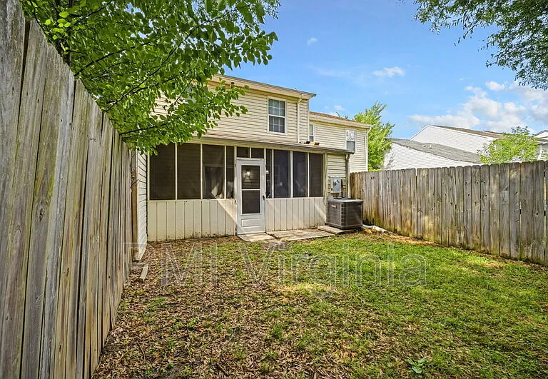 3310 Scarborough Way — Photo 31