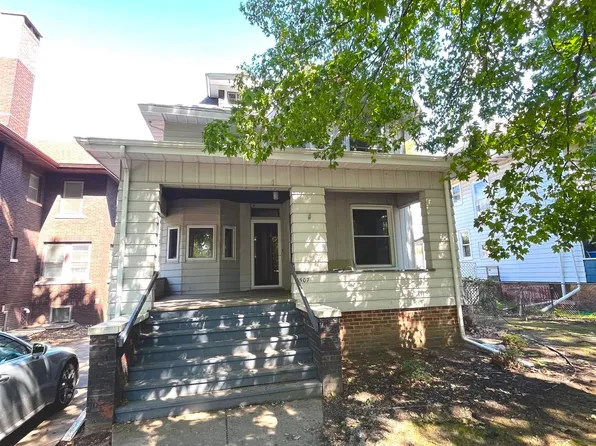 1507 W Barker Ave, Peoria, IL 61606