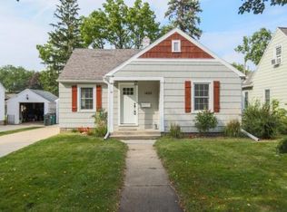 1425 1st St NW, Rochester, MN 55901