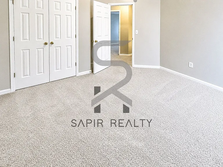 5042 Cottage Grove Pl — Photo 9