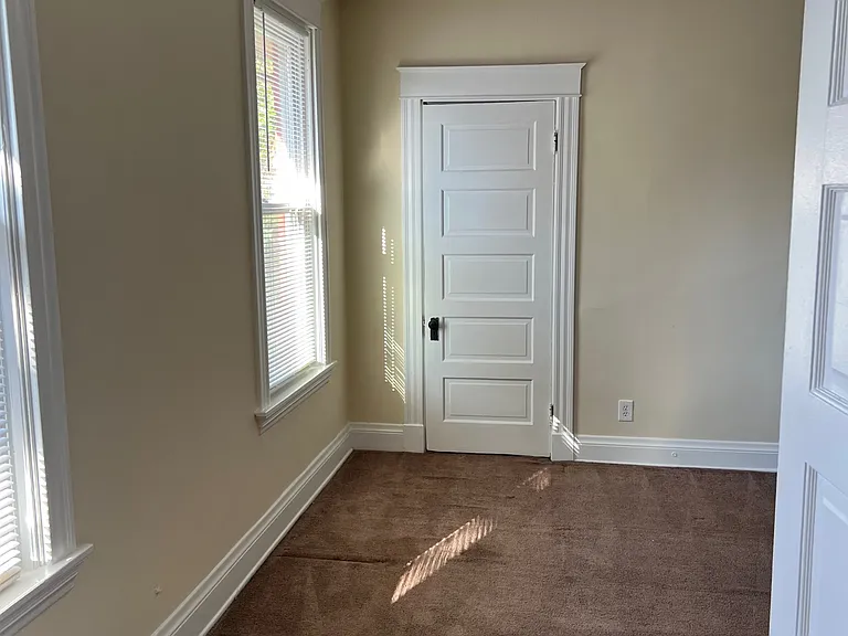 905 Suire Ave #2 — Photo 17