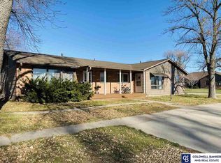221/223 E Arapahoe St, Exeter, NE 68351