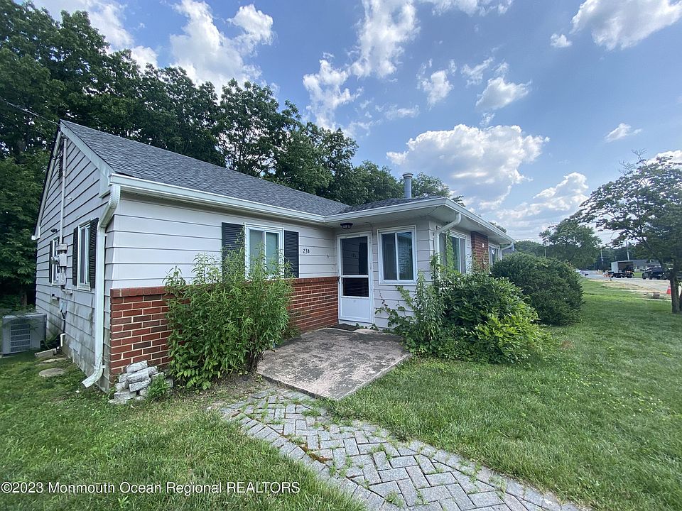 1st image of 23 Pheasant Street #B