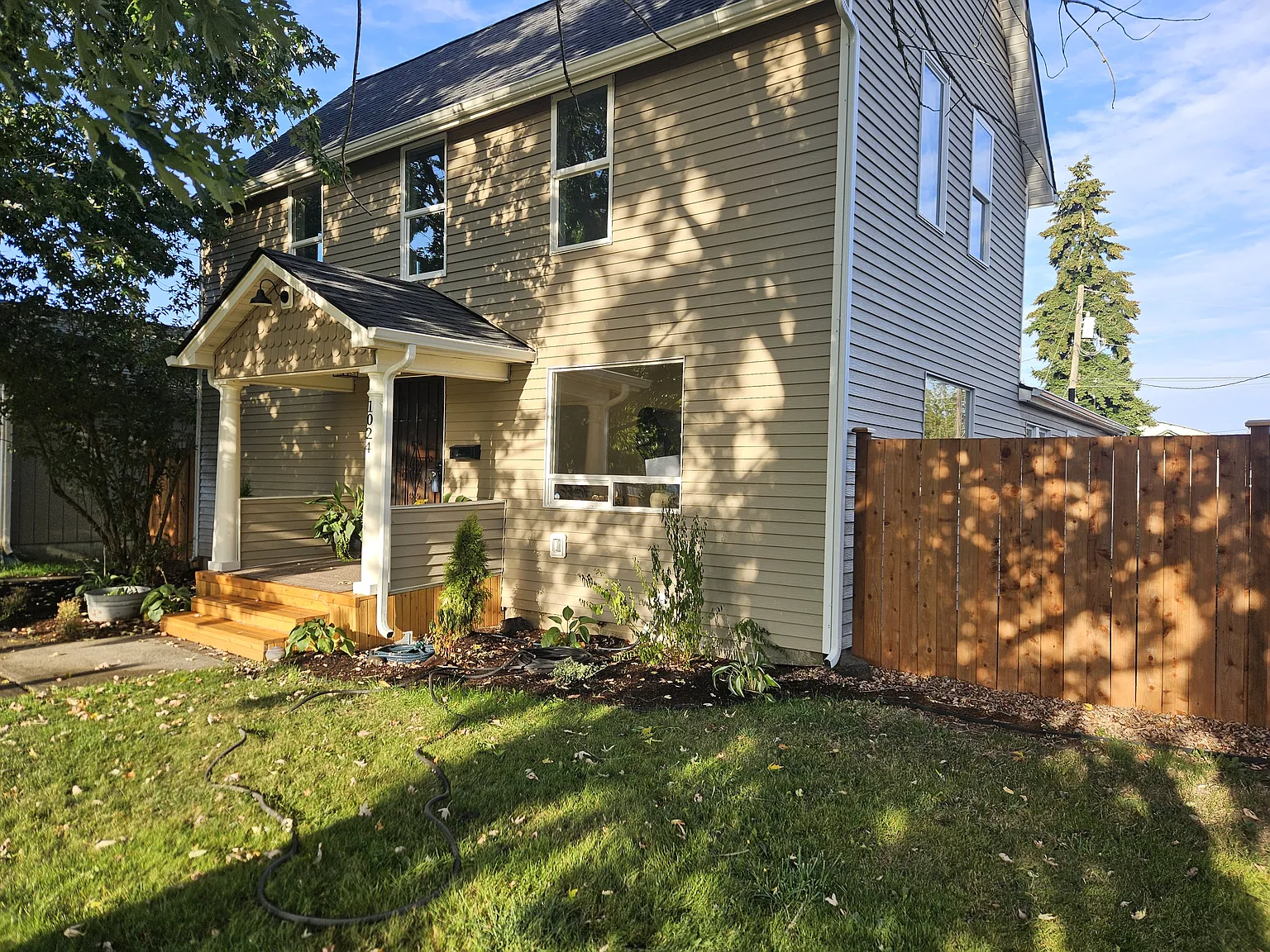 3 bed, 1726 sqft, $2,400 — Photo 3