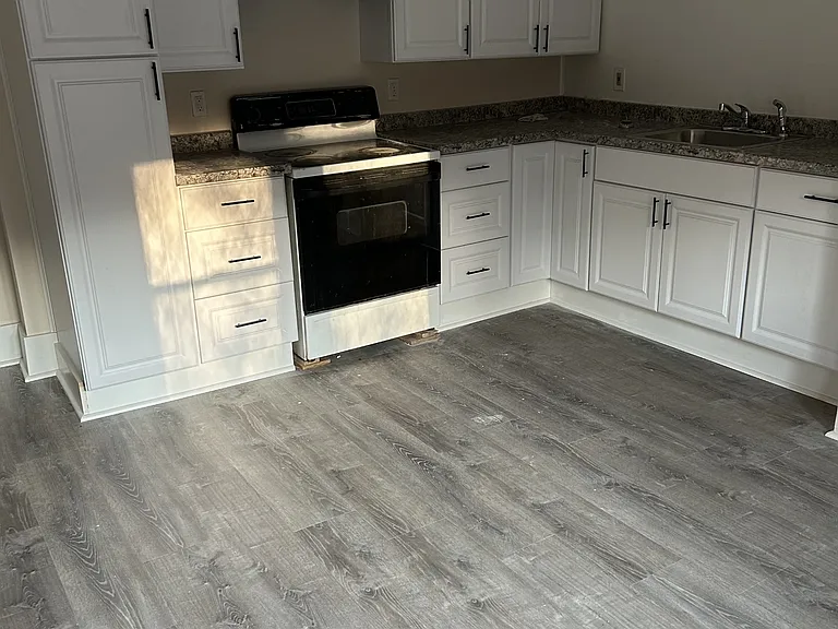 230 Pleasant St #1 — Photo 7