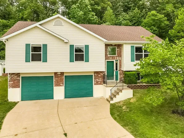 101 Country Club Parc Ct, Imperial, MO 63052