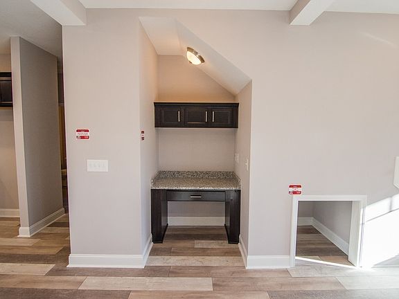 5th image of 130 Chalet Hls Lot 130