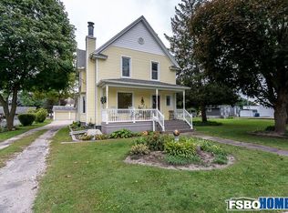 609 W Center St, Cambridge, IL 61238