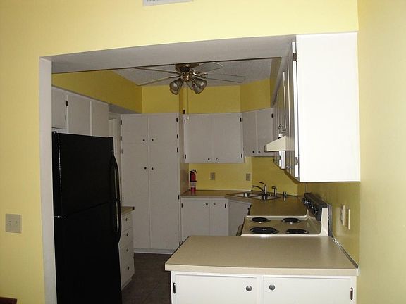 4th image of 509 11th St APT 1004