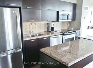 126 Simcoe St #3003, Toronto, ON M5H 4E6