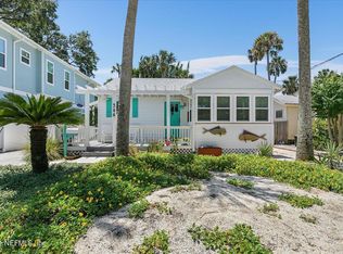 346 8th St, Atlantic Beach, FL 32233