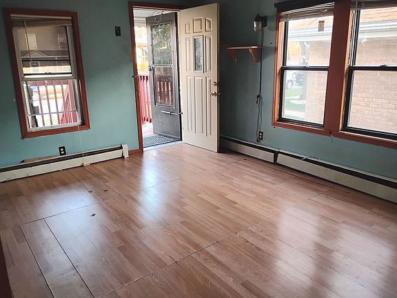 5th image of 1722 N 36th Ave