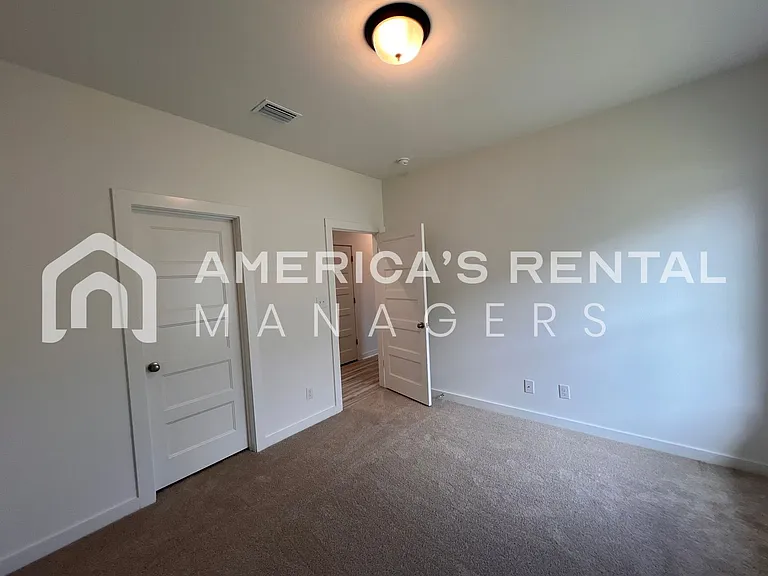 21521 Tawny Loop — Photo 6