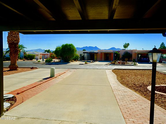 2nd image of 325 N Calle Del Chancero