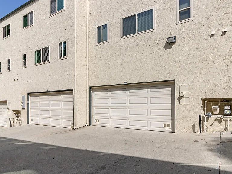 11260 Overland Ave #23G-1 — Photo 5