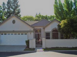 1824 Stonebrook Ln E, Clovis, CA