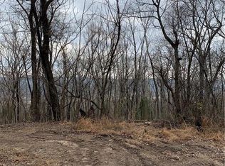 Larue Rd, Mountainburg, AR 72946