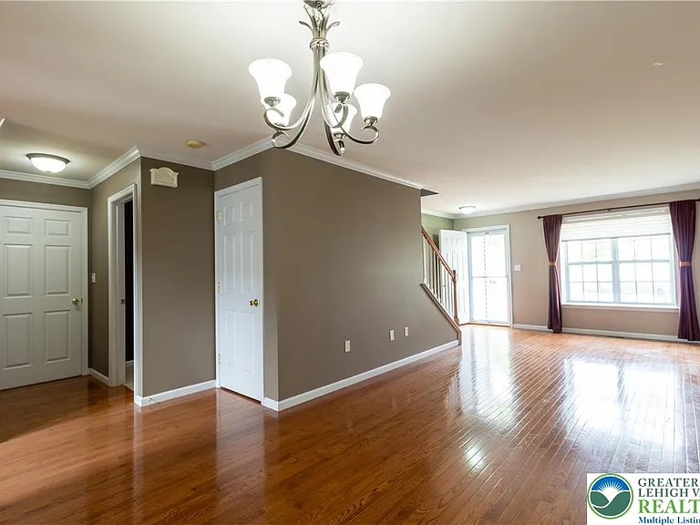 4136 Coleman St — Photo 6