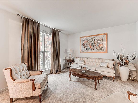 4th image of 3767 Greenmoor Gardens Ct