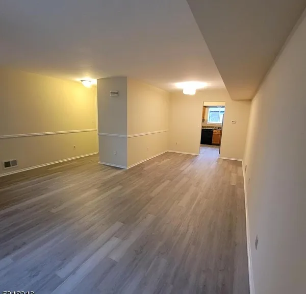 348 Cotswold Pl — Photo 7