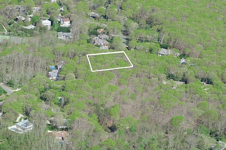 1st image of 18 Sea Farm Ct