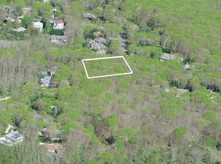 18 Sea Farm Ct, Sag Harbor, NY 11963