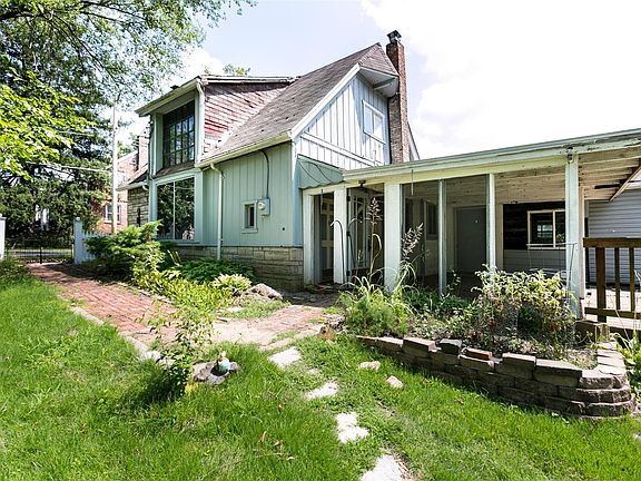 3rd image of 501 Bermuda Dr