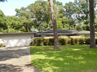 3370 Beard St, Beaumont, TX 77703