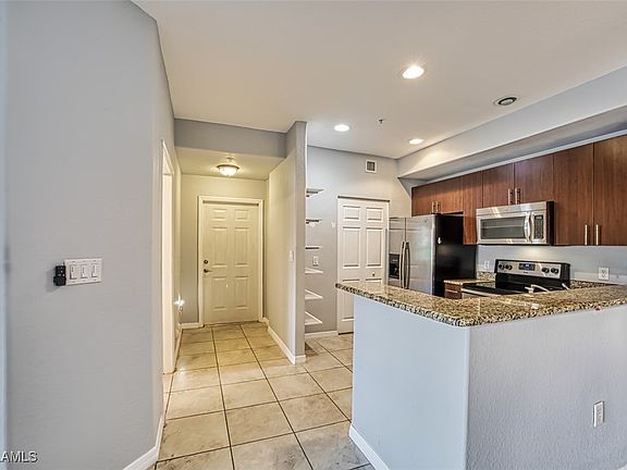 5th image of 13190 Bella Casa Cir APT 144