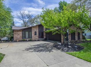 12203 Padua Dr E, North Royalton, OH 44133