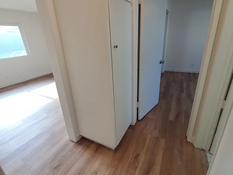 635 Coronado Ave #7 — Photo 7