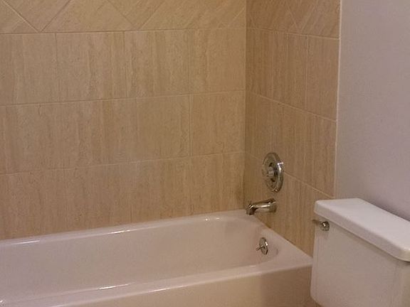 3rd image of 4311 Centennial Ct APT 08