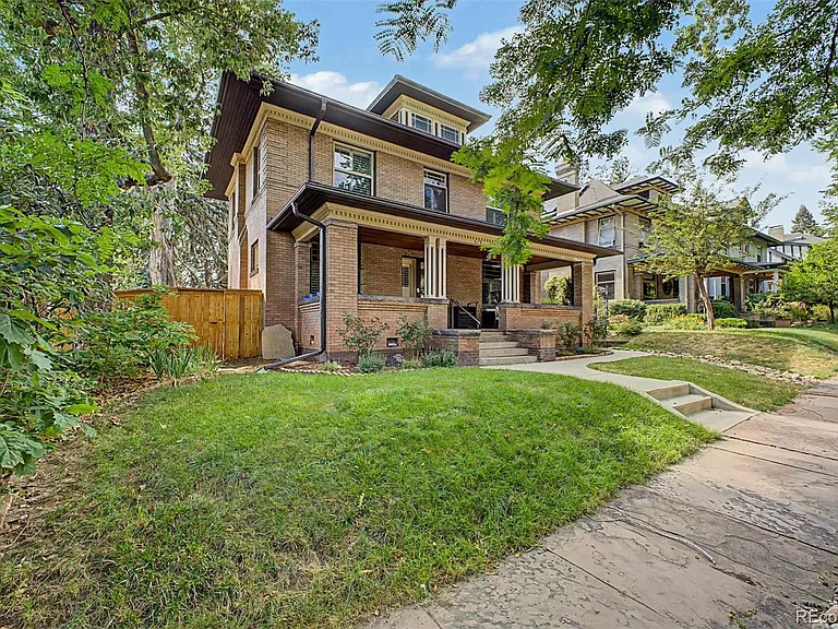 615 N Emerson St — Photo 2