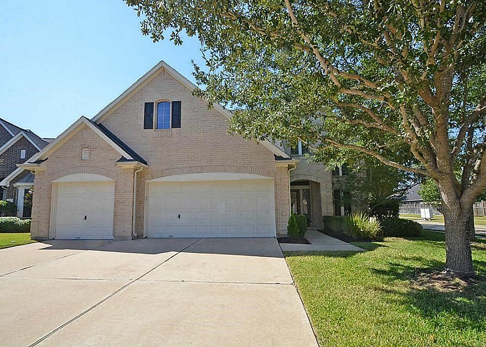 1st image of 6422 Middlelake Ct