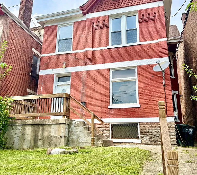 1748 Queen City Ave