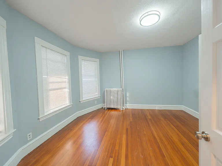11 Forrest St #1 — Photo 6