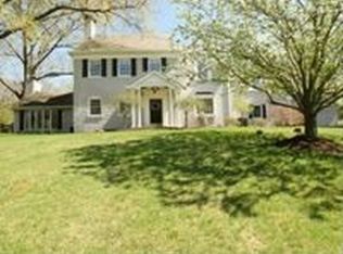 7100 Willowbrook Ln, Cincinnati, OH 45237