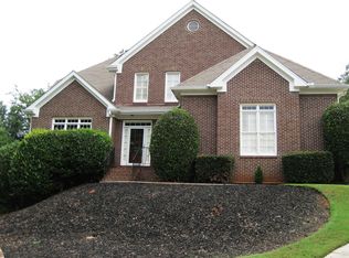 930 Ladbroke Ln, Alpharetta, GA 30022