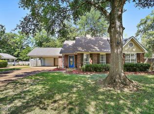 1230 Michael St, Flowood, MS 39232