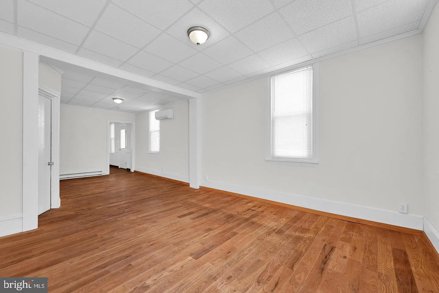 3 bed, 2.0 bath, 1040 sqft, $1,700 — Photo 4