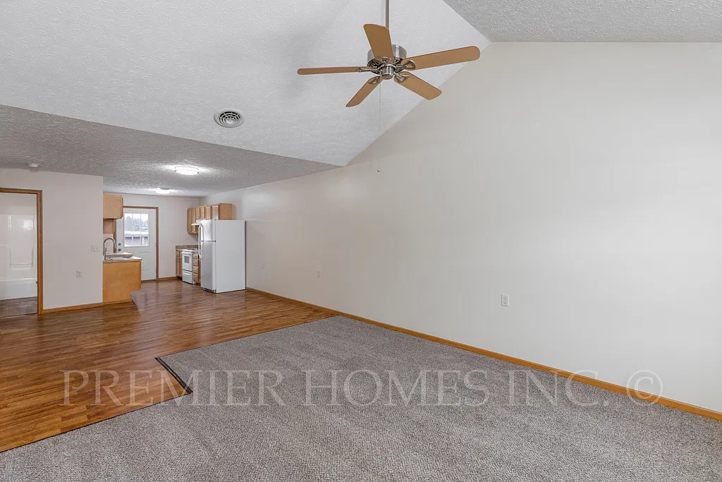 2 bed, 850 sqft, $1,295 — Photo 3