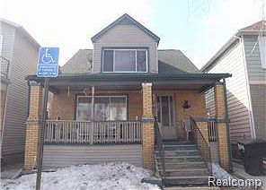 2nd image of 5203 Lawndale St